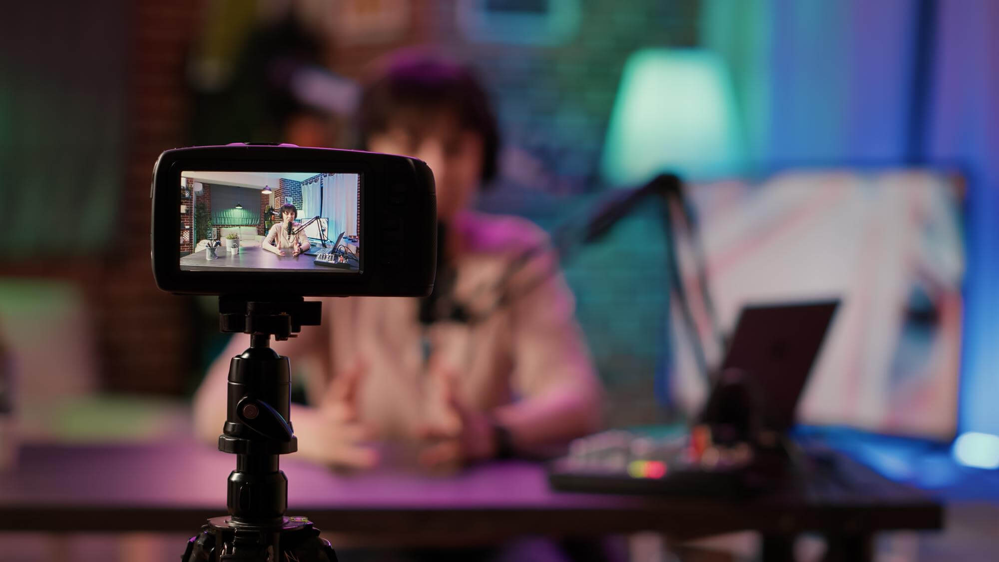 Leia mais sobre o artigo Introdução ao mundo do YouTube: como se tornar youtuber de sucesso