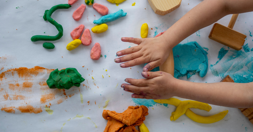 criando com massinha